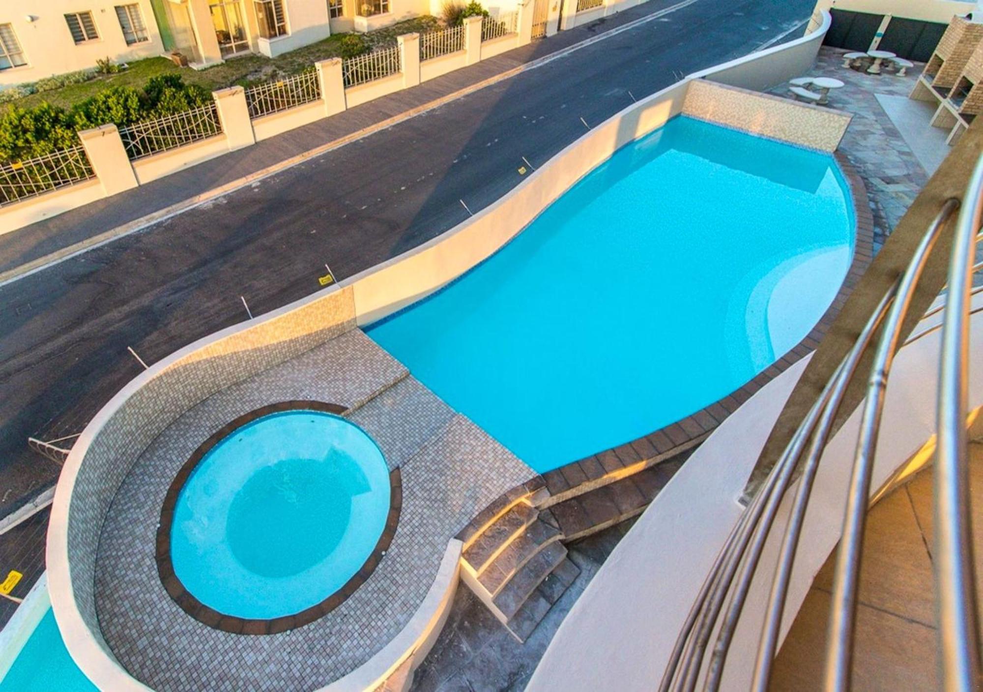 La Belle Vue By Host Agents Cape Town